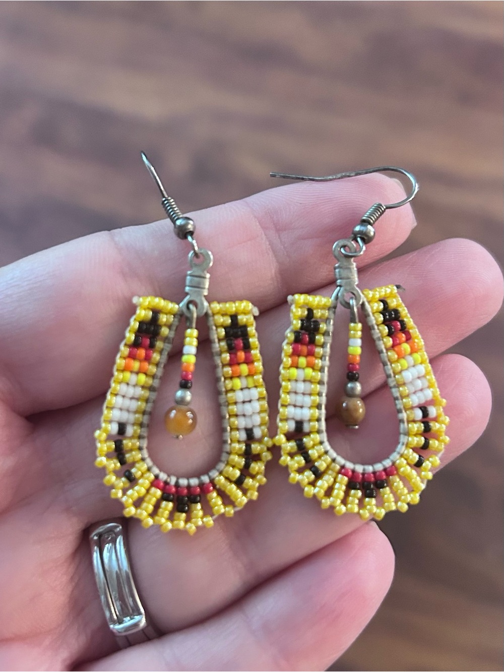 Handmade Seed Bead Dangle Earrings Yellow White Southwestern Boho - Picture 2 of 3